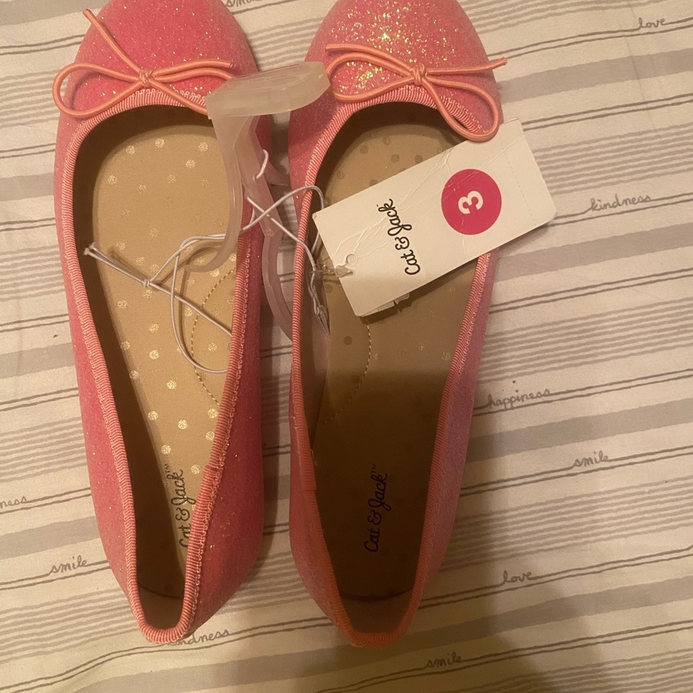 NWTGirls size 3 pink glitter shoes